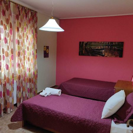 לגוניסי House,1000M From Beach מראה חיצוני תמונה