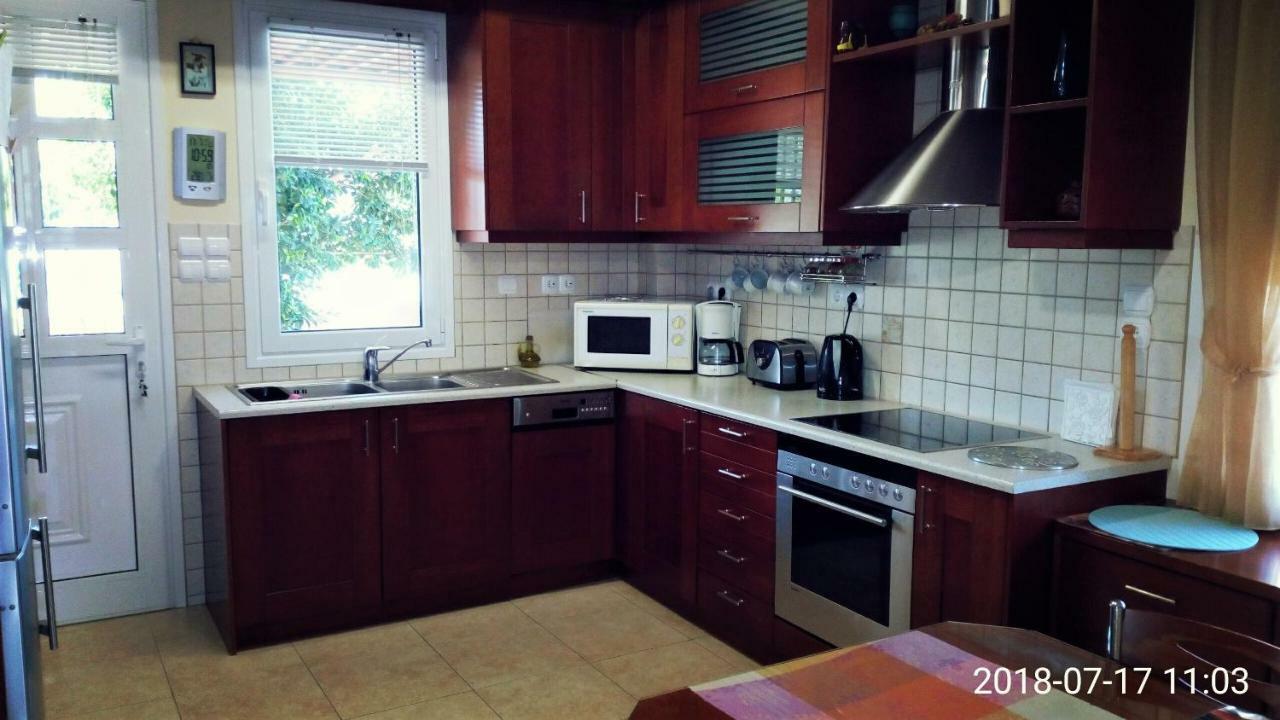 לגוניסי House,1000M From Beach מראה חיצוני תמונה