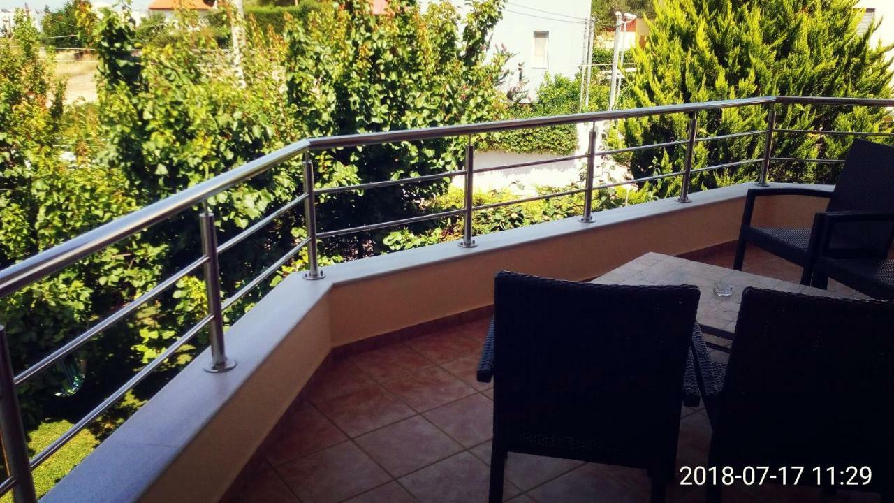 לגוניסי House,1000M From Beach מראה חיצוני תמונה
